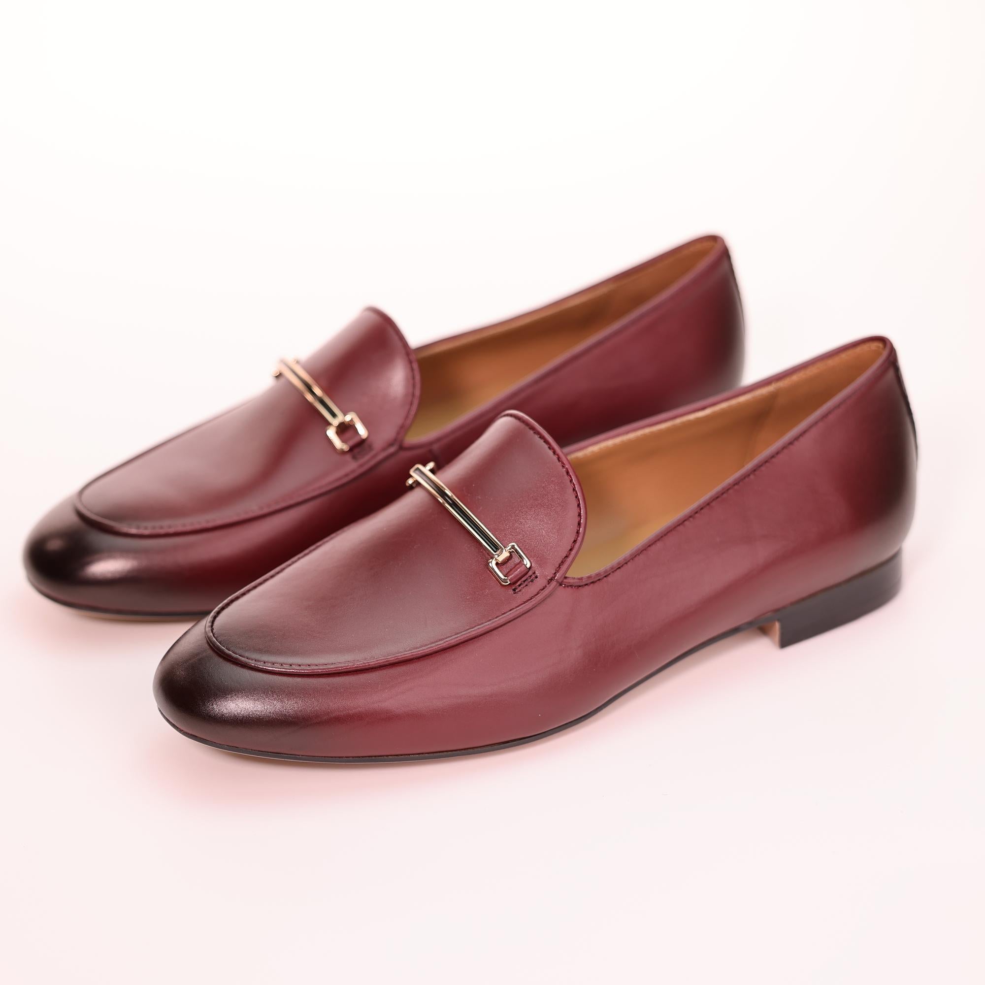 AiciBerllucci Prime Women's Leather Loafer Shoes Casual Flat Shoes for  Women Ladies Burgundy Calfskin