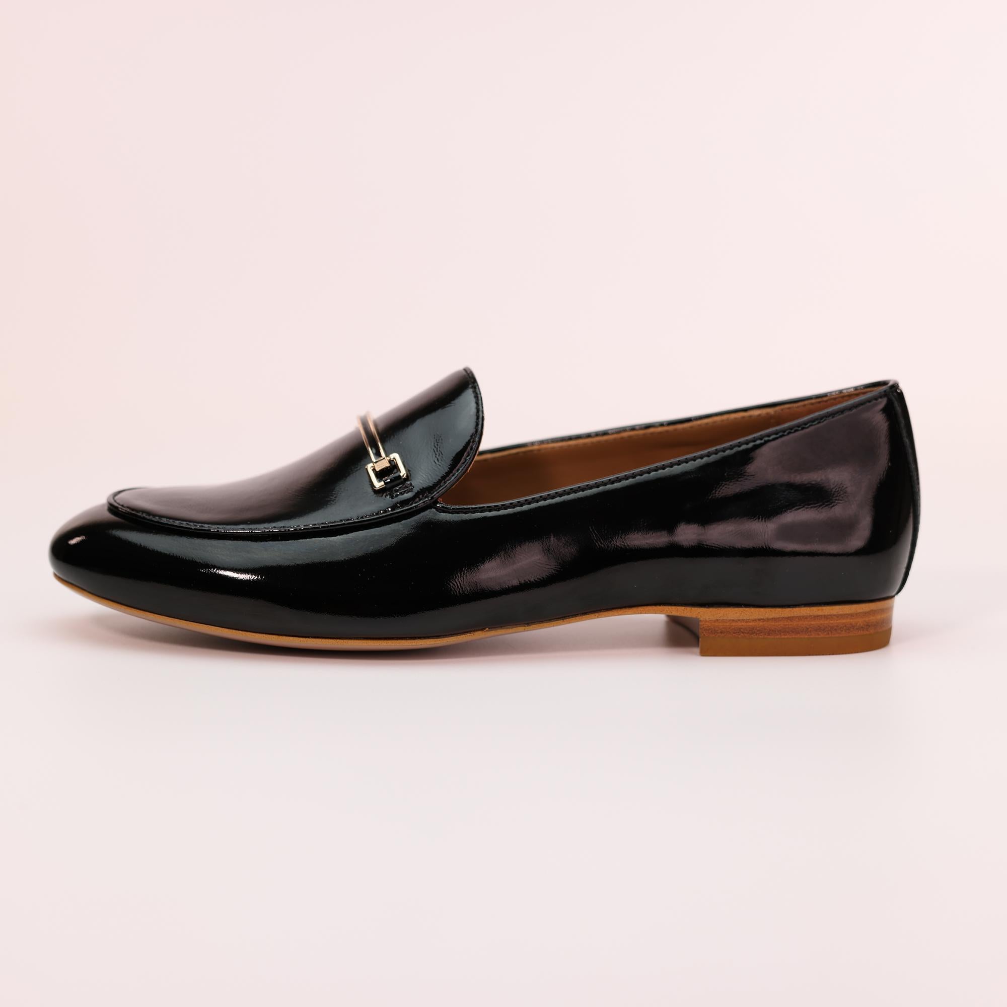 AiciBerllucci Black Patent Leather upper  and Sheepskin lining- Prime-Women's Leather Loafer- Sleek Loafers Slip on Shoes-Casual Flat Shoes